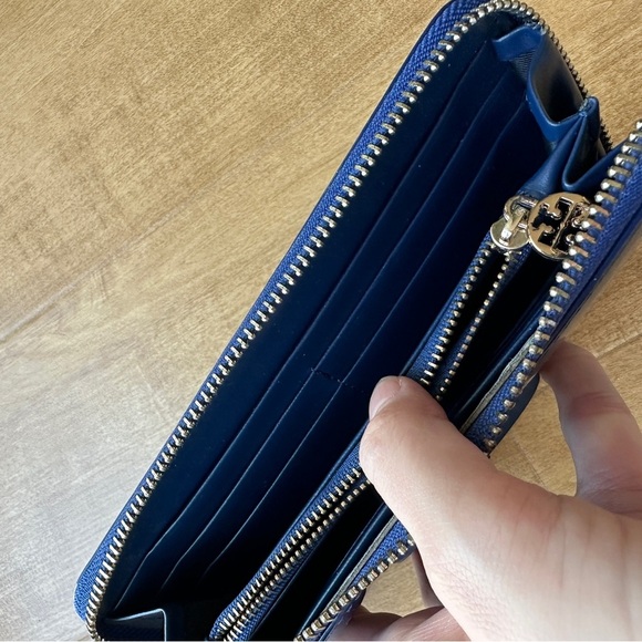 Tory Burch Blue Patent Leather Ziparound Accordion Wallet, One Size - Picture 13 of 15